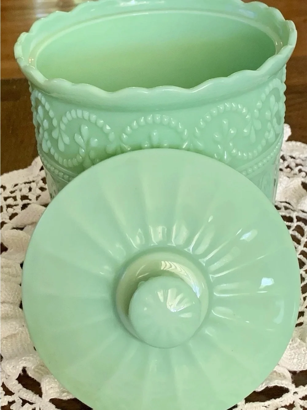 Pioneer Woman Jadeite Cookie Jar Timeless Beauty Green Glass Canister